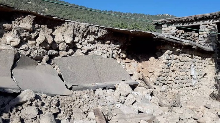 ۵۰ مدرسه در زلزله کوهرنگ خسارت دیدند