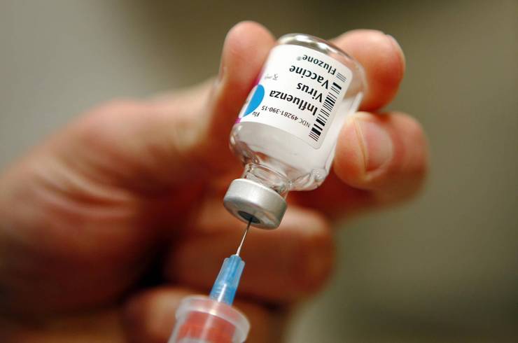 توزیع واکسن آنفلوآنزا در مراکز بهداشت؛ واکسن برای کدام بیماران رایگان است؟