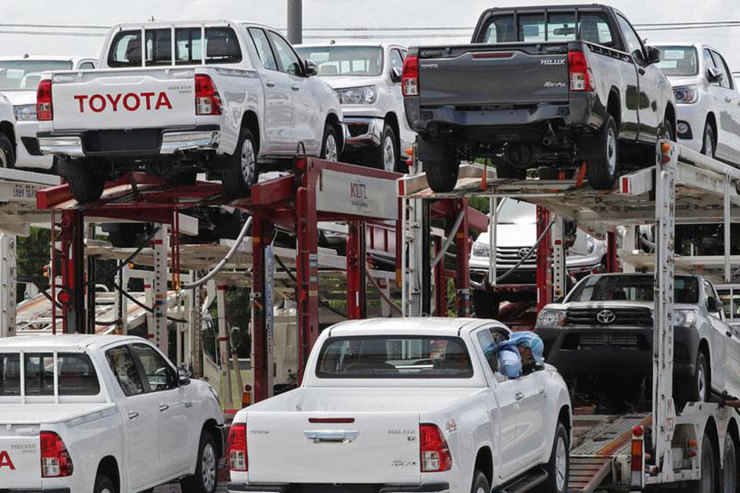 واکنش عبدالناصر همتی به شروط مجلس برای واردات خودرو