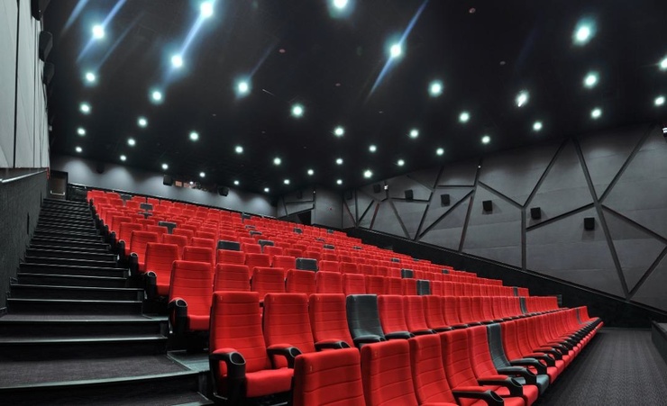تلاش‌های محمد خزاعی برای افزایش ظرفیت و بلیت‌فروشی سالن‌های سینما