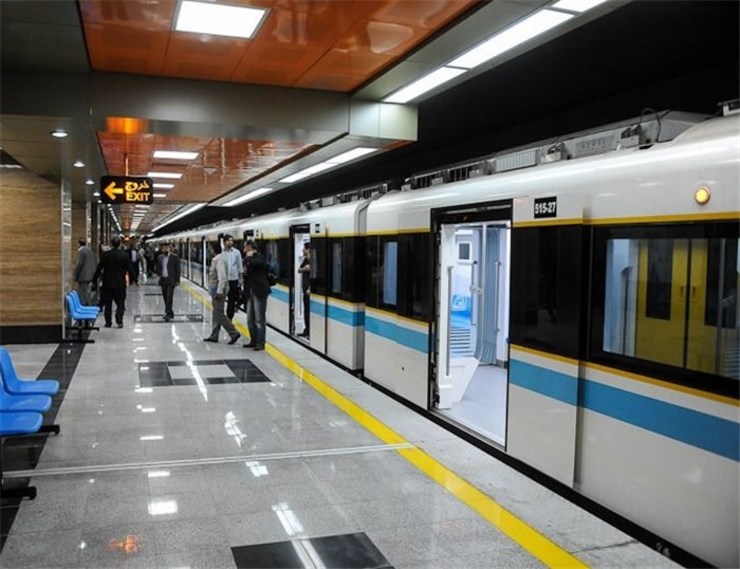 انجام بیش از ۴ میلیون نفر سفر از طریق خطوط قطارشهری مشهد در مهرماه
