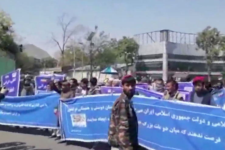 تجمع مردم افغانستان در کابل و محکوم کردن حمله به سفارت ایران + فیلم