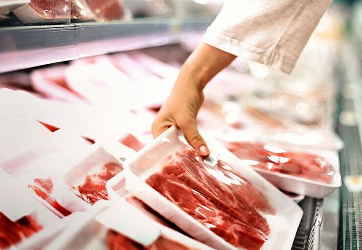 نوسان قیمت گوشت در بازار از کجا نشئت می‌گیرد؟ | افزایش دستمزدها چقدر بر نرخ گوشت تأثیرگذار است؟