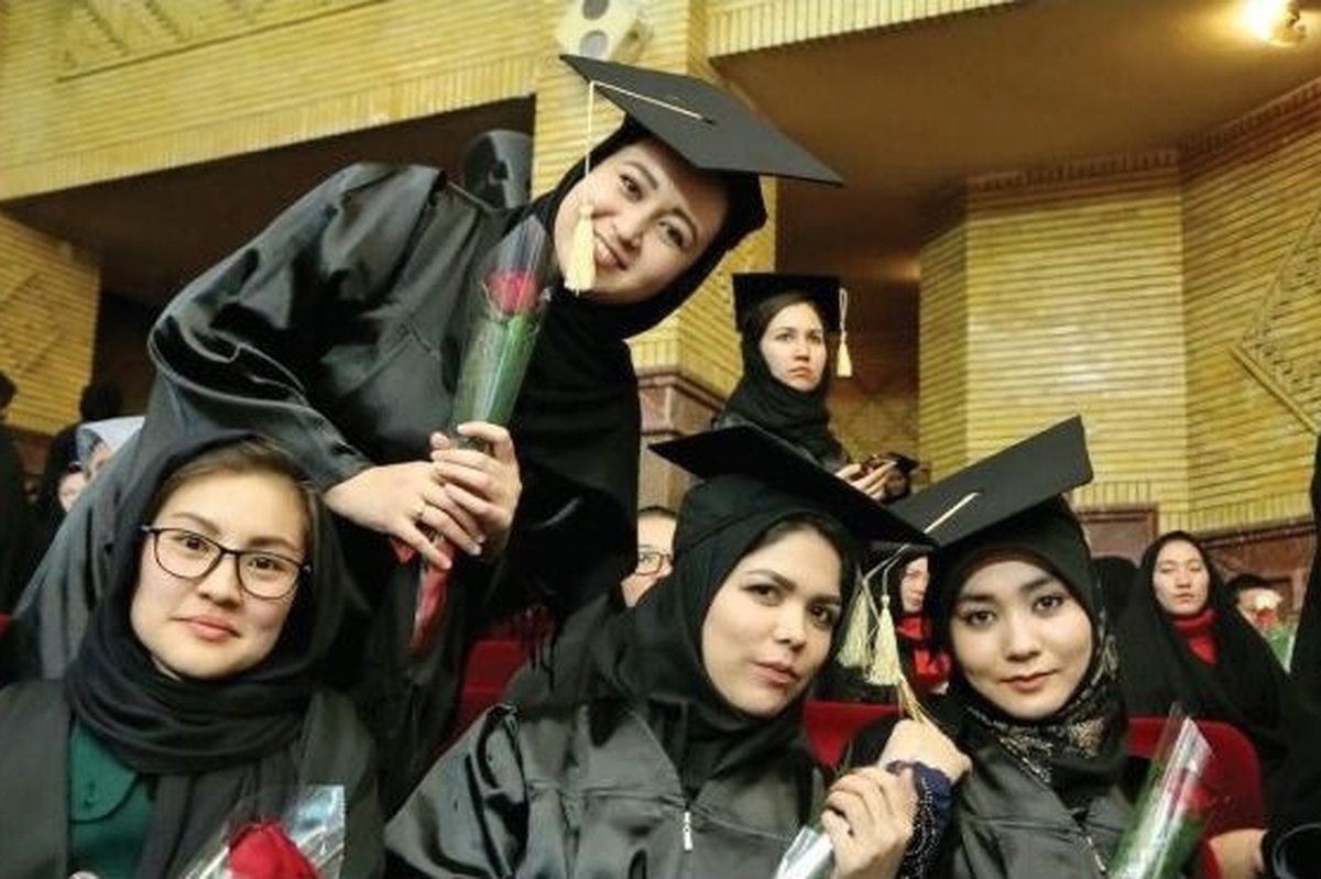 رئیس دانشگاه تهران از ریالی شدن شهریه و ۵ برابر شدن اعتبار بورسیه دانشجویان افغان خبرداد