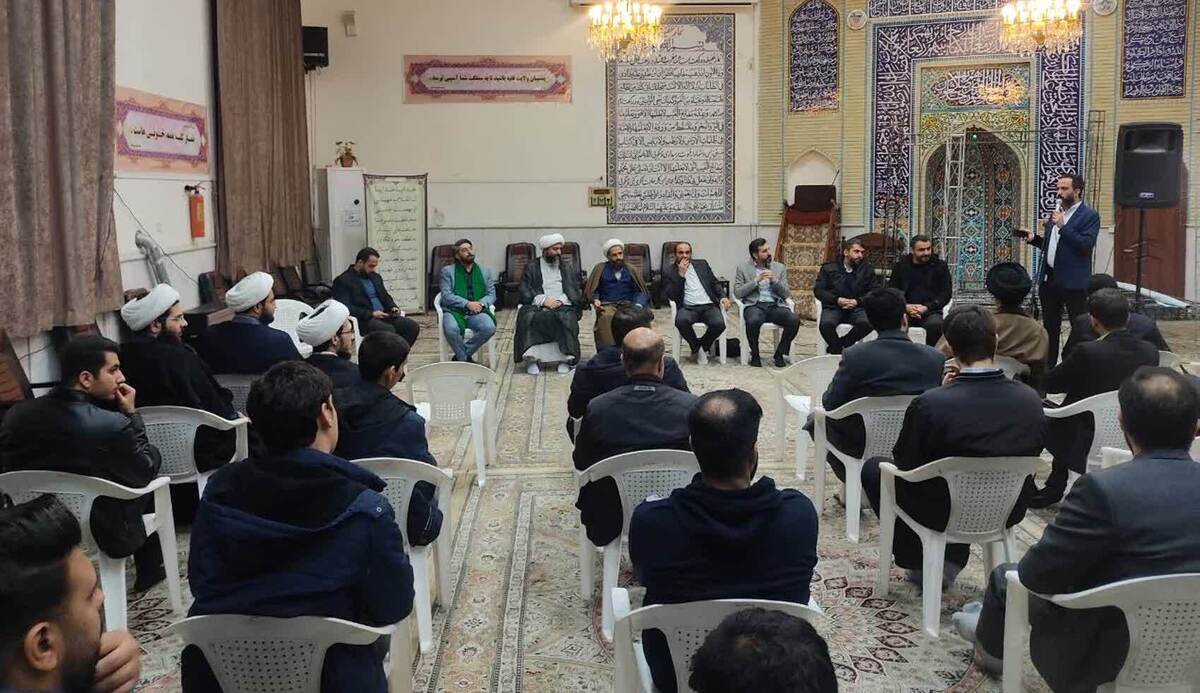سومین نشست هیئات مذهبی  و تشکل های فرهنگی درمشهد برگزار شد