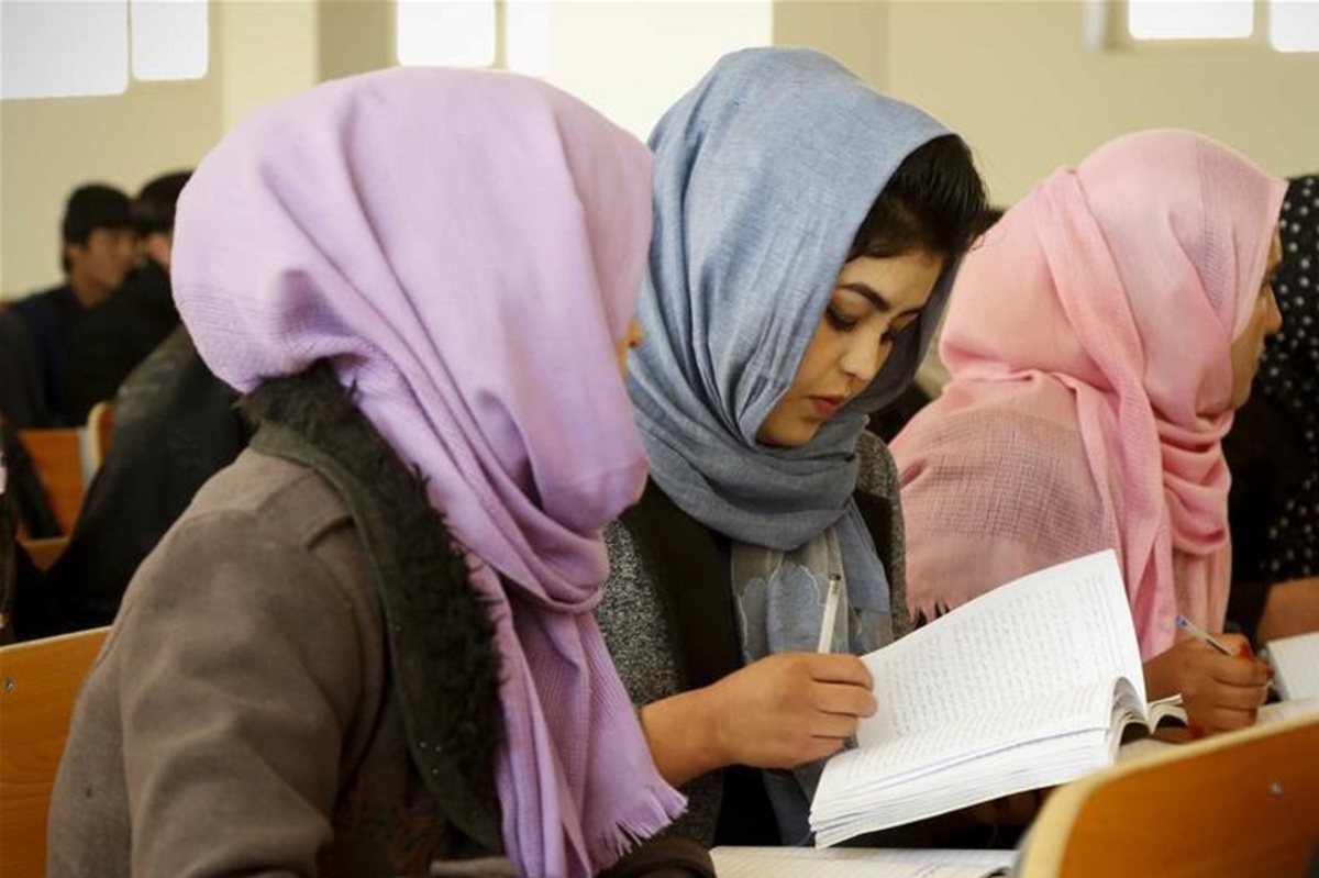 اتباع خارجی می‌توانند بدون کنکور در دانشگاه تهران تحصیل کنند + فیلم