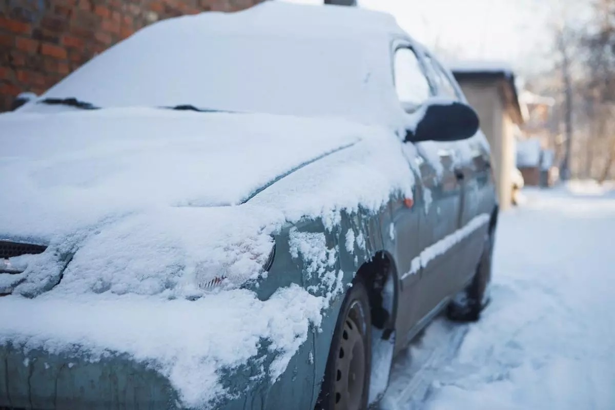 علت روشن نشدن ماشین در هوای سرد چیست؟ + روش های رفع مشکل