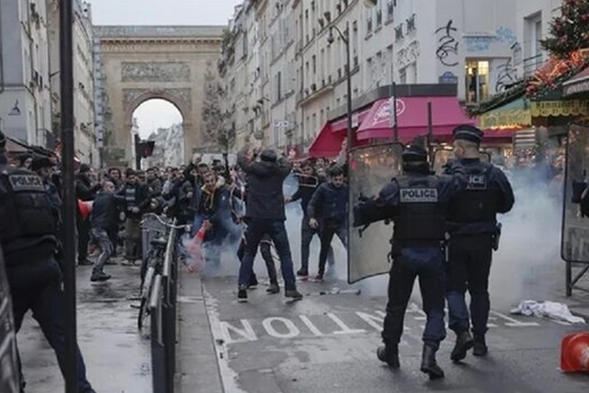 آخرین جزئیات از ناآرامی‌های پاریس (۳ دی ۱۴۰۱) + تصاویر
