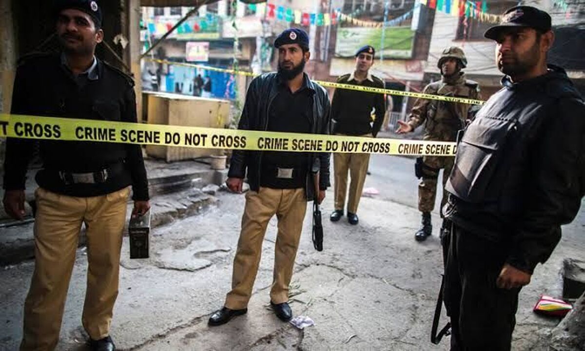 حمله انتحاری و انفجار ریل قطار در پاکستان ۳ کشته برجای گذاشت+ جزئیات