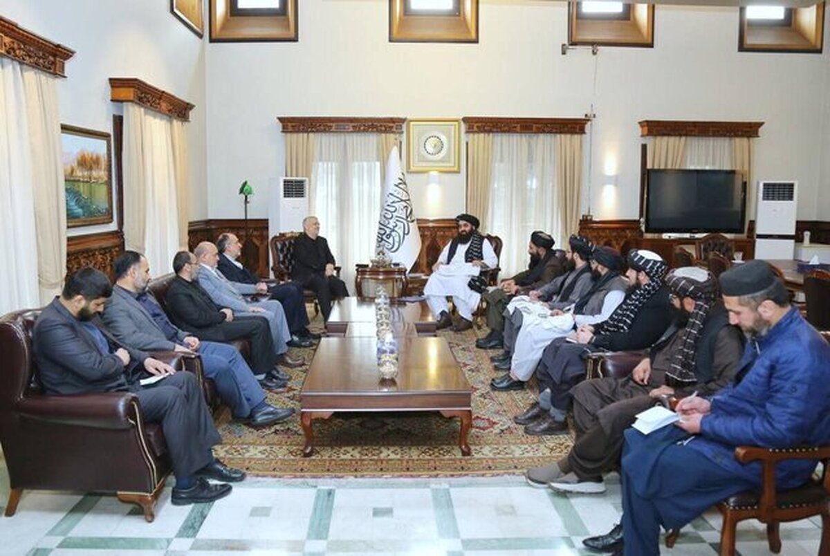 سرپرست سفارت ایران در کابل با وزیر خارجه طالبان دیدار کرد