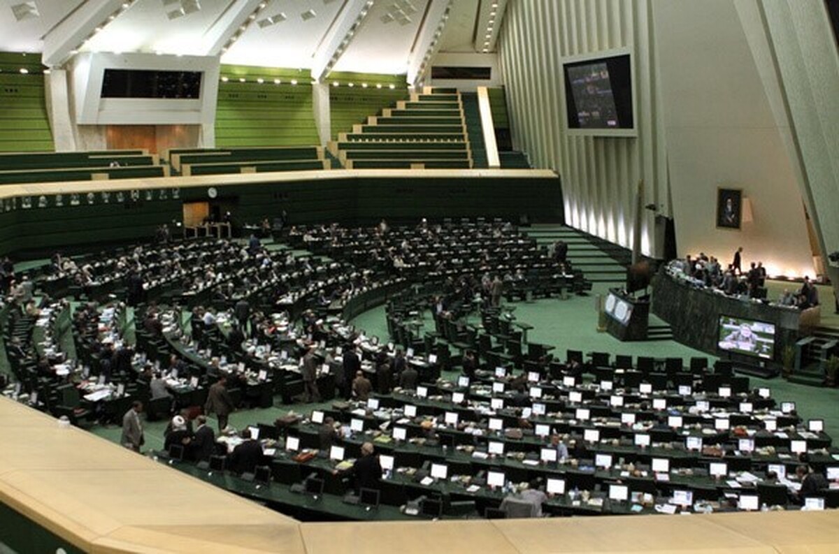 نمایندگان وزرای صمت و دادگستری را به مجلس فراخواندند
