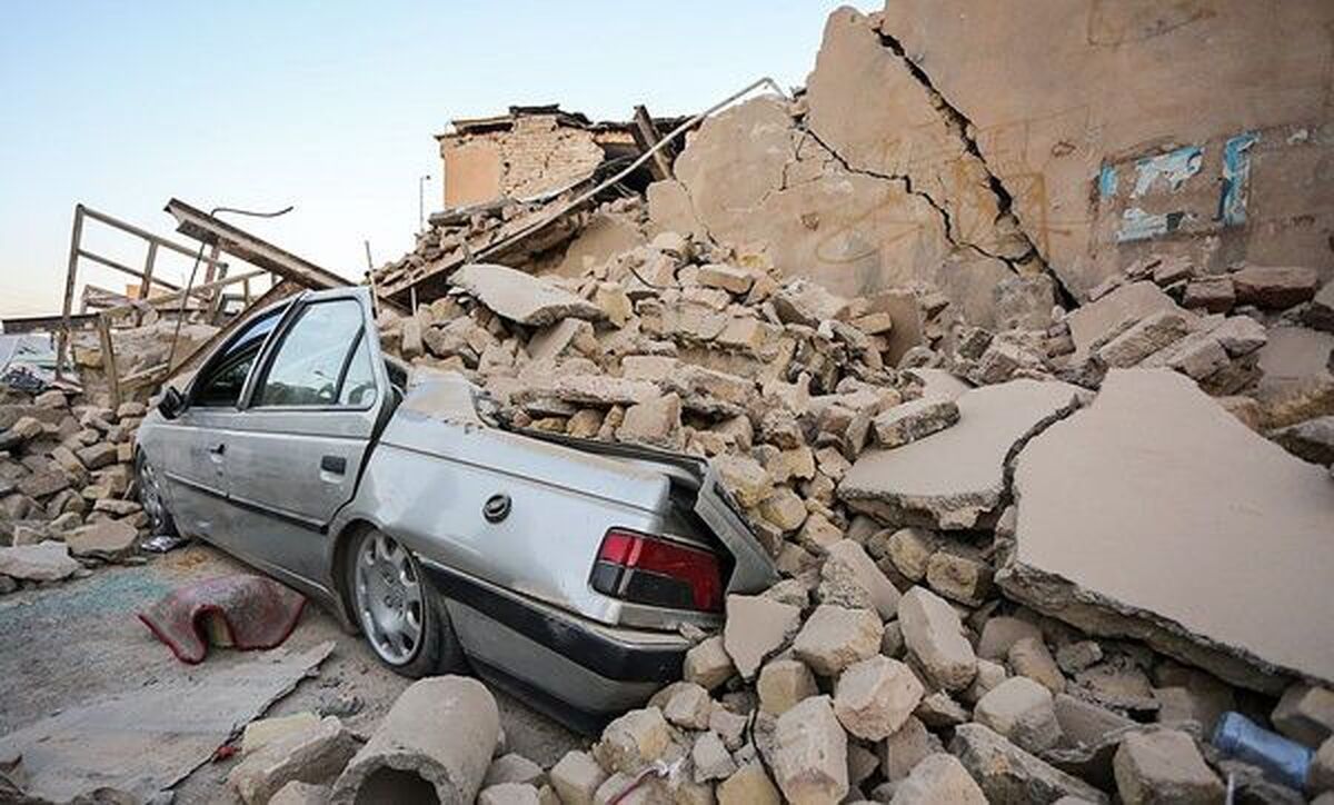 اسکان اضطراری زلزله‌زدگان خوی| آب، برق و گاز وصل شد| اعزام نیرو‌های امدادی به ۷۰ روستا