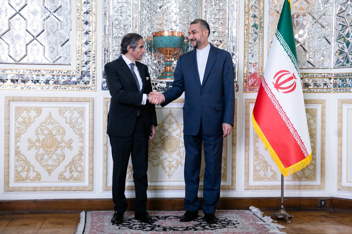 گروسی از توافق با ایران در راستای افزایش فعالیت‌های راستی‌آزمایی خبر داد