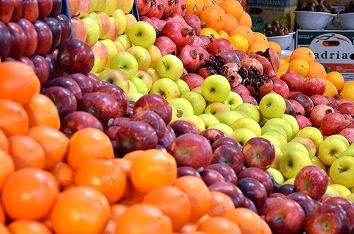 میوه شب عید ۱۰ درصد زیر قیمت بازار عرضه می‌شود