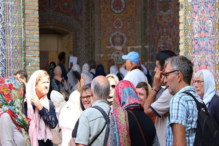 پاسخ مقامات وزارت خارجه به سفیر روسیه در مورد اجبار حجاب و ممنوعیت مشروبات الکلی در ایران