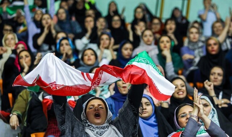 تکذیب ممنوعیت ورود بانوان به ورزشگاه‌های مشهد