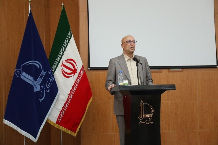 وزیر علوم در مشهد: دانشگاه فردوسی یک دانشگاه بین‌المللی است