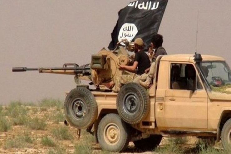 داعش در کمین عراق است! | هشت هزار داعشی بالقوه در کشور همسایه