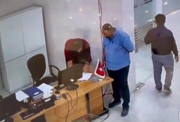 ویدئو | لحظه سقوط ساختمان متروپل از زاویه دوربین اتاق حسین عبدالباقی