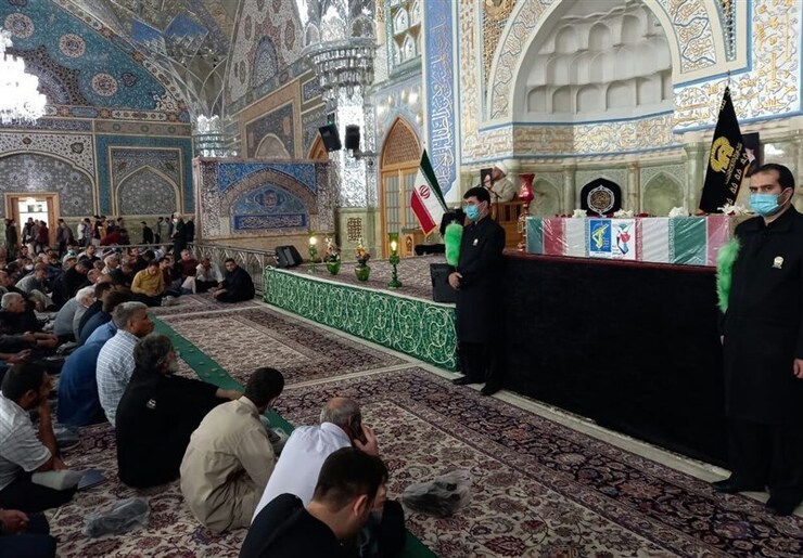 مراسم وداع با شهید تازه تفحص شده در حرم مطهر رضوی برگزار شد