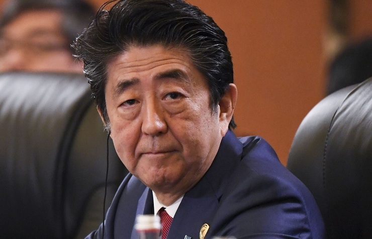شینزو آبه قربانی یک ترور شد | نخست‌وزیر سابق ژاپن جان باخت + فیلم
