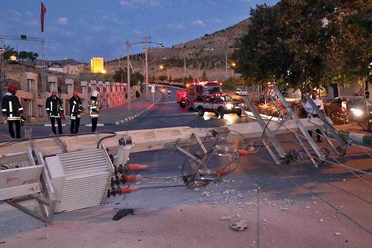 تصادف شدید پژو پارس در بلوار هاشمیه مشهد