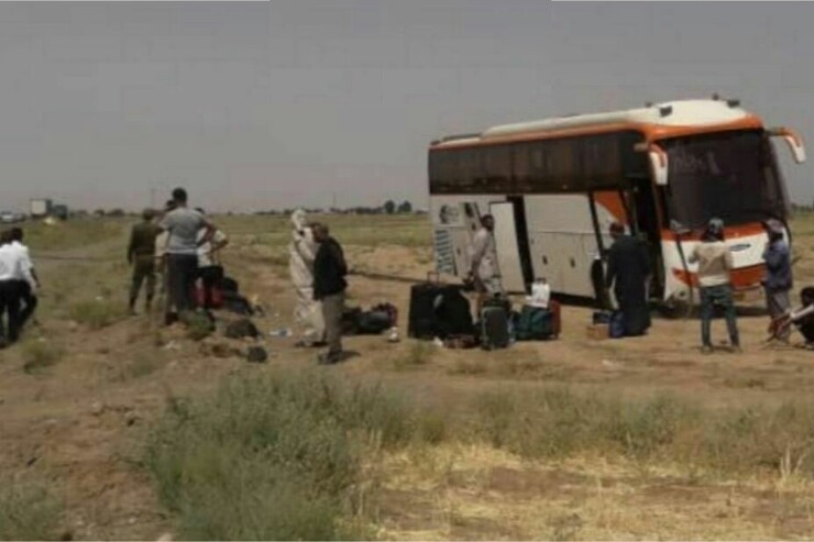 ۱۱ مصدوم در حادثه اتوبوس زائران عراقی در محور سبزوار به مشهد