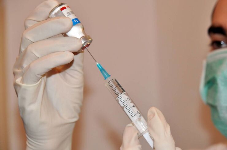 اعلام آمادگی بسیج برای مشارکت در واکسیناسیون عمومی کرونا