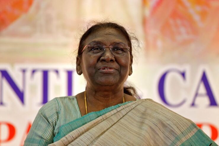 یک زن ۶۴ ساله رئیس جمهور هند شد