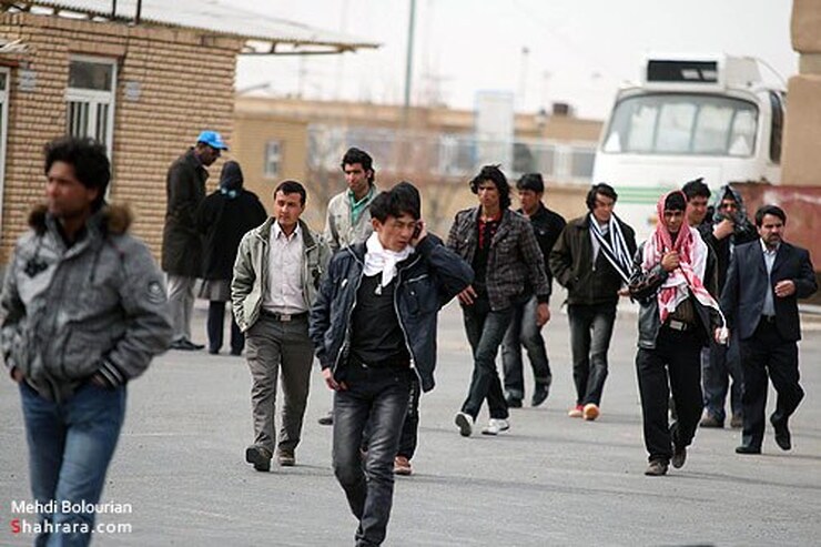 آشنایی با مشکلات مهاجران افغانستانی در ایران + فیلم