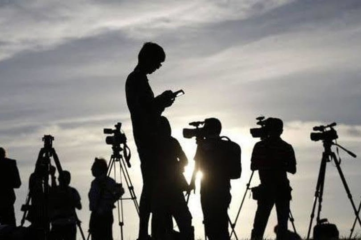 مرکز خبرنگاران افغانستان از طالبان خواست محدودیت‌های کار خبرنگاران را برطرف کند