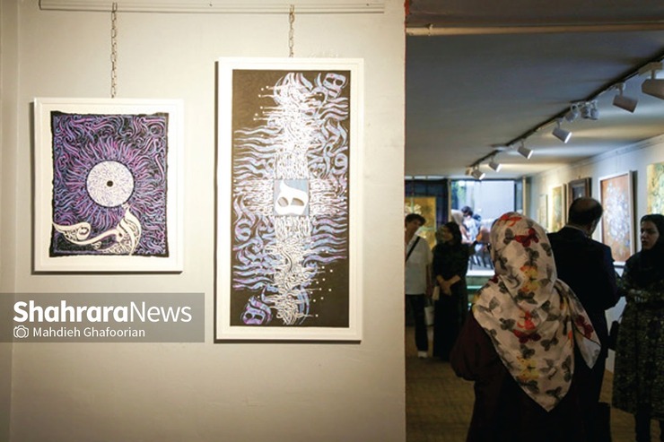 گپ وگفت با ۲ هنرمند بیرجندی در حاشیه برگزاری نمایشگاه مشترک نقاشی خط در مشهد