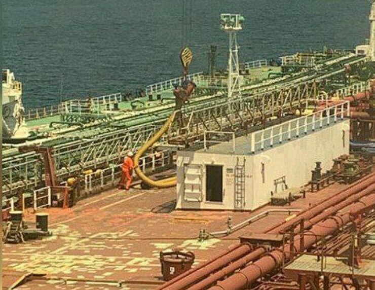 نفت مسروقه ایران در یونان در حال بازپس‌گیری است