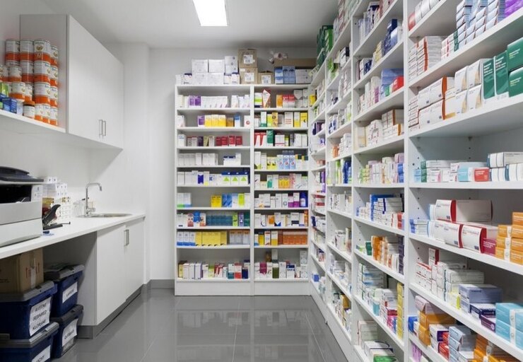 وزیر بهداشت: در ۳ ماه آینده بخش عمده کمبود‌های دارویی کشور برطرف می‌شود