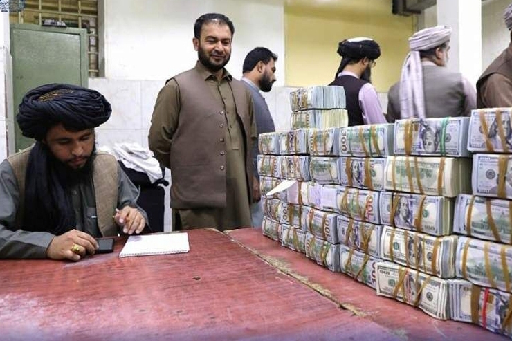 همه چیز درباره پول‌های مسدود شده افغانستان در آمریکا