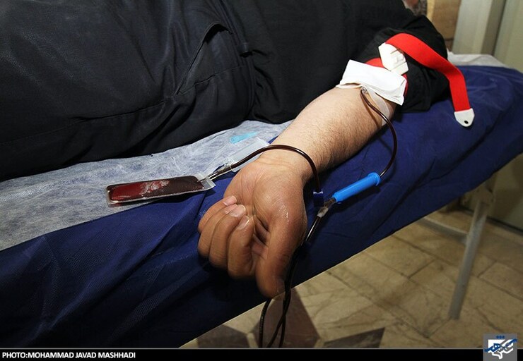 اینفوگرافی| وضعیت قرمز تولید و مصرف خون در کشور