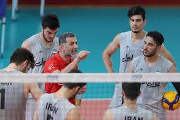 تیم ملی والیبال به تهران بازگشت