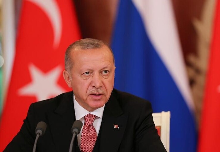 انتقاد اردوغان از اقدامات آمریکا در سوریه و عراق| آمریکا هزاران کامیون سلاح و مهمات برای گروه‌های تروریستی ارسال کرده است