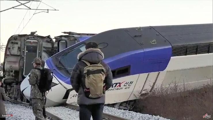 خروج قطار از ریل در پایتخت کره جنوبی با ۲۷۵ مسافر