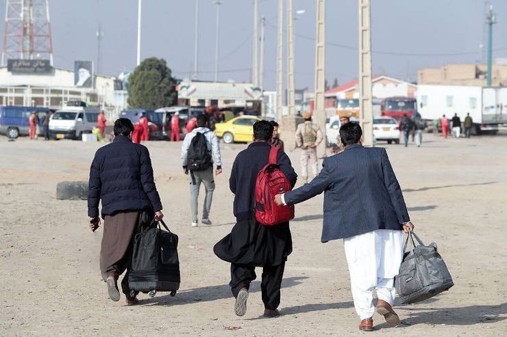نزدیک به ۴ هزار مهاجر افغانستانی از ایران به کشورشان بازگشتند