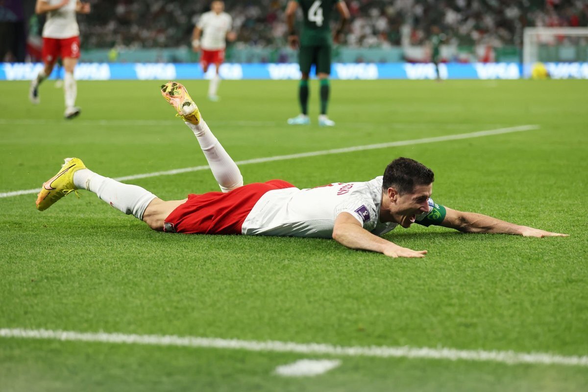 ویدئو | گل اول تیم ملی لهستان به فرانسه توسط لواندوفسکی در مرحله یک هشتم نهایی جام جهانی قطر