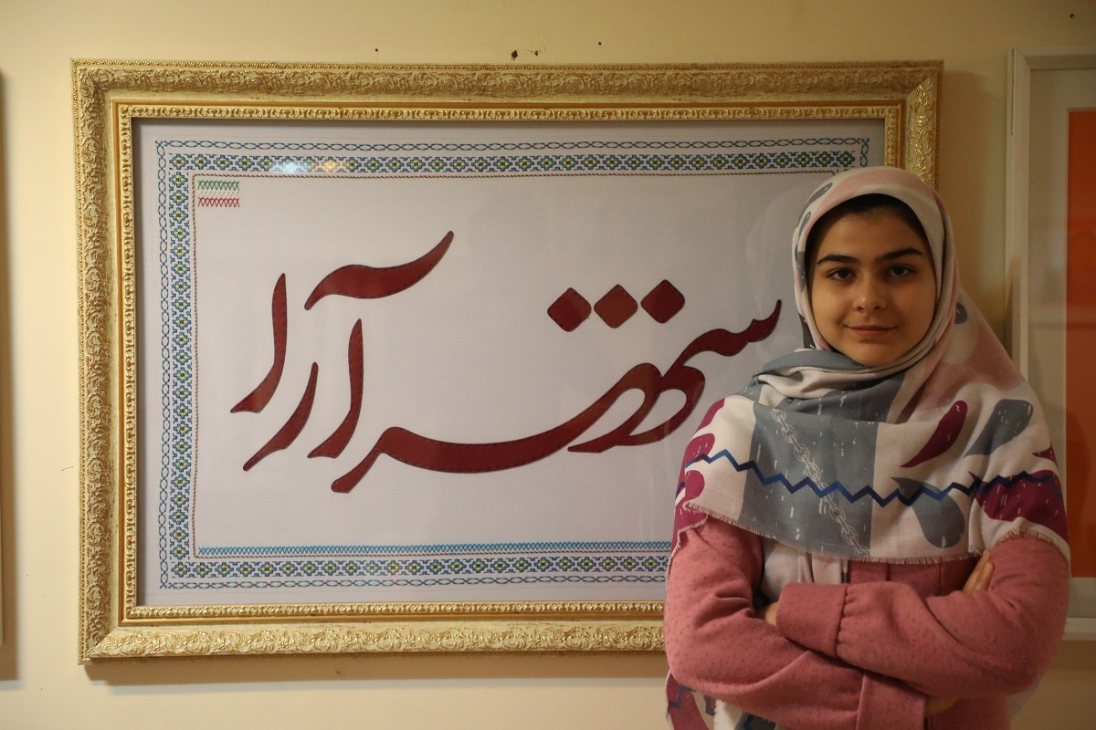 گفتگو با ملیکا منصوری، نوجوان هنرمند برتر عرصه تئاتر و نویسندگی