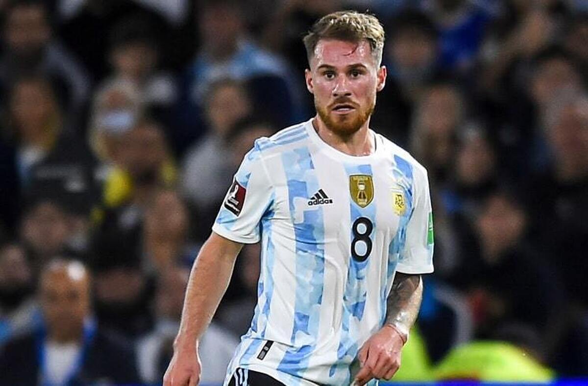 ویدئو | گل اول آرژانتین به لهستان توسط مک آلیستر