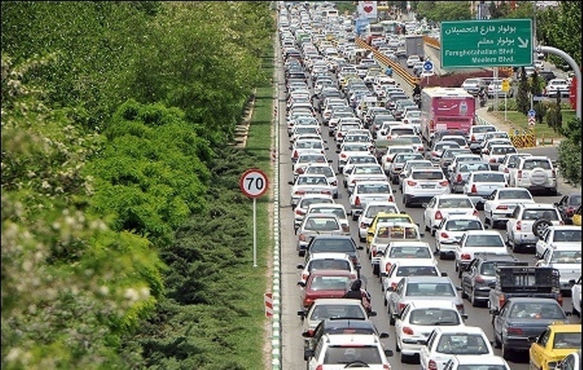 ترافیک سنگین در مسیر بلوار وکیل‌آباد به سمت طرقبه و شاندیز