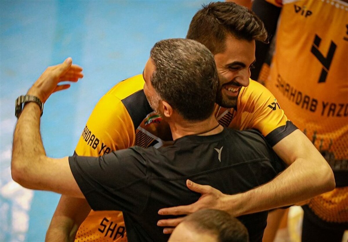 ستاره ایرانی والیبال از تیم ملی خداحافظی کرد