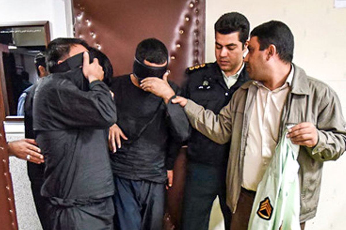 افزایش ۱۲۰ درصدی دستگیری مأمورنماها در مشهد | این موضوع کاهش ۴۴ درصدی پرونده‌های اخاذی را در پی داشته است