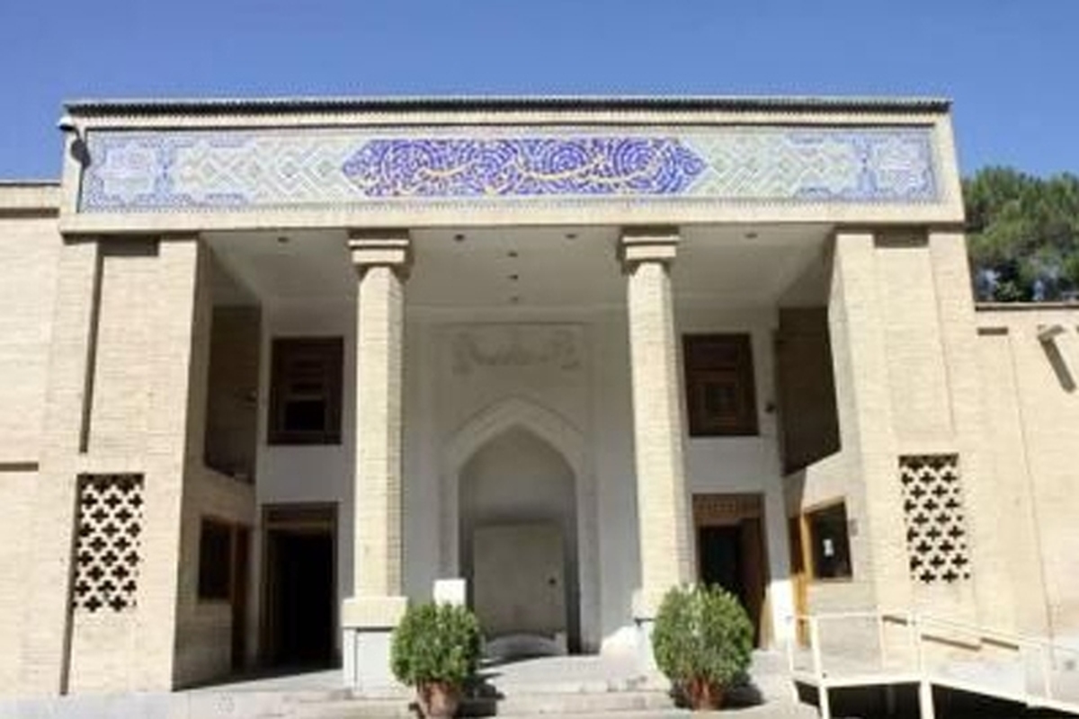 سرقت چند شیء از موزه هنرهای تزئینی ایران در اصفهان