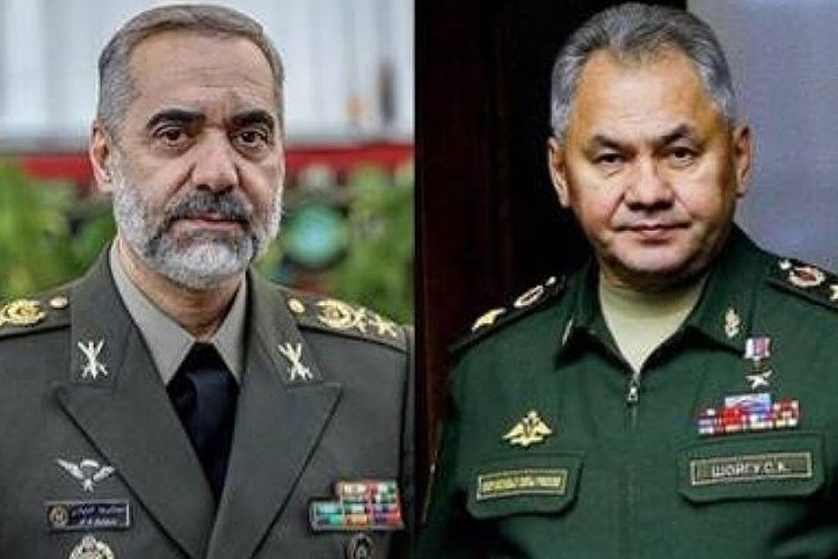 در تماس تلفنی وزرای دفاع روسیه و ایران بر احترام به حاکمیت و تمامیت ارضی جمهوری اسلامی ایران تاکید شد