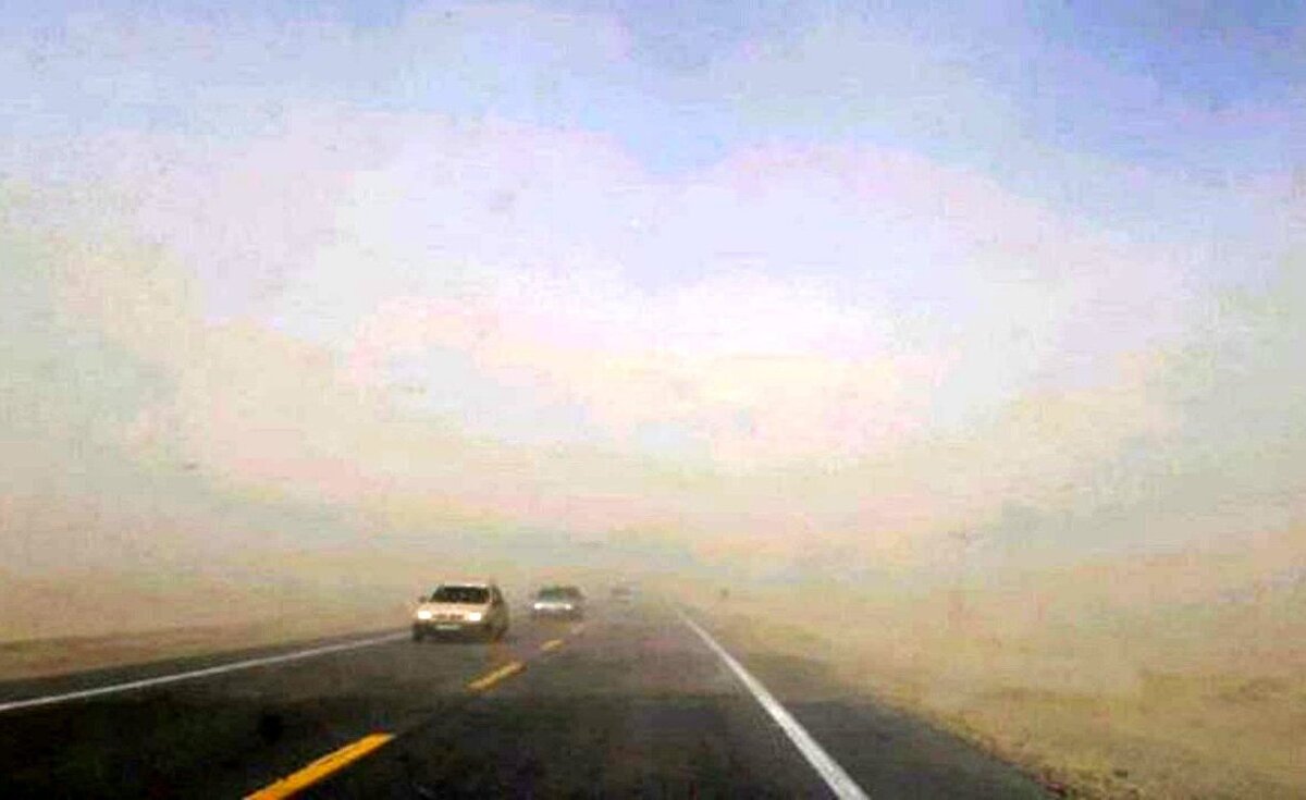 مه گرفتگی و کاهش دید افقی رانندگان در محور مشهد_سرخس (۲۹ دی ماه۱۴۰۲)