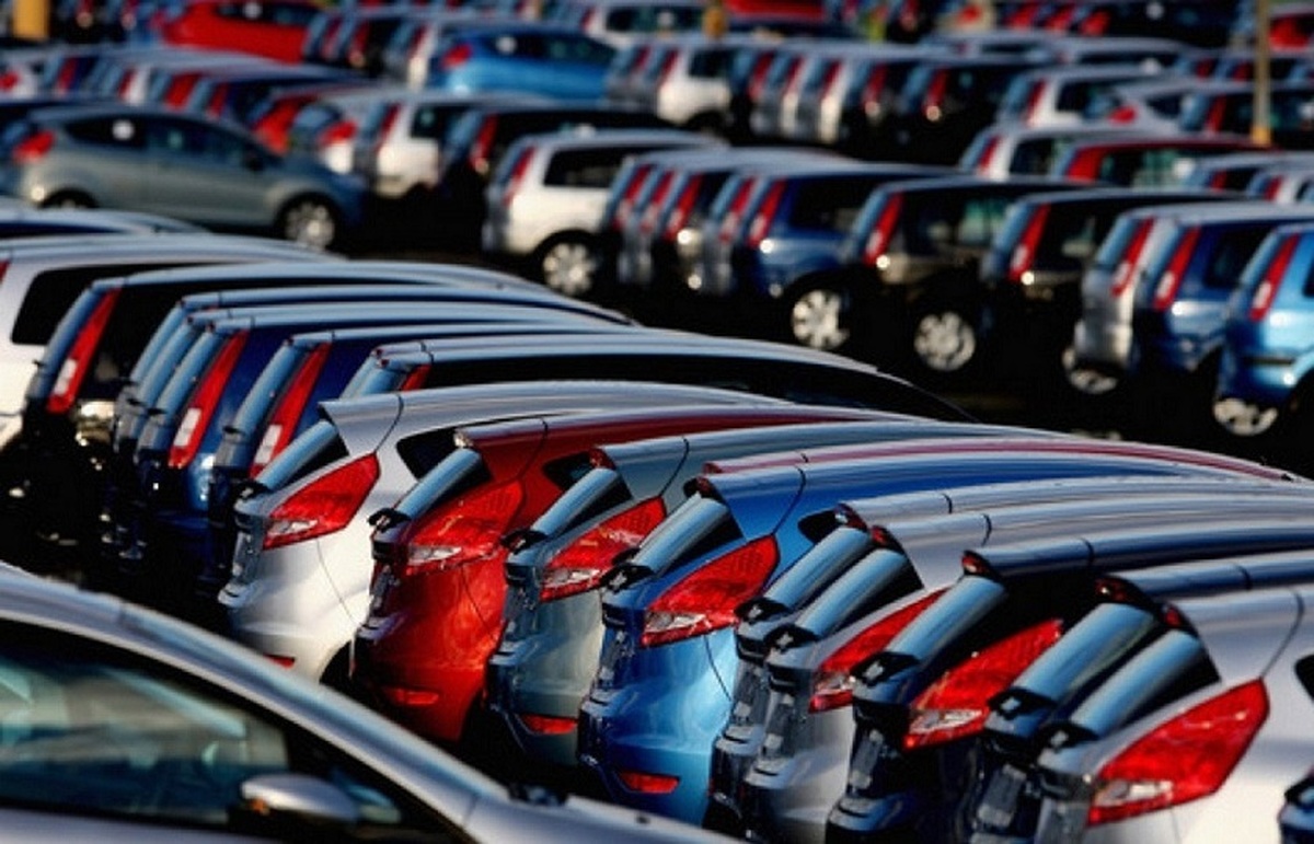 واردات خودرو‌های لوکس تاثیری در قیمت خودرو در بازار داخلی ندارد